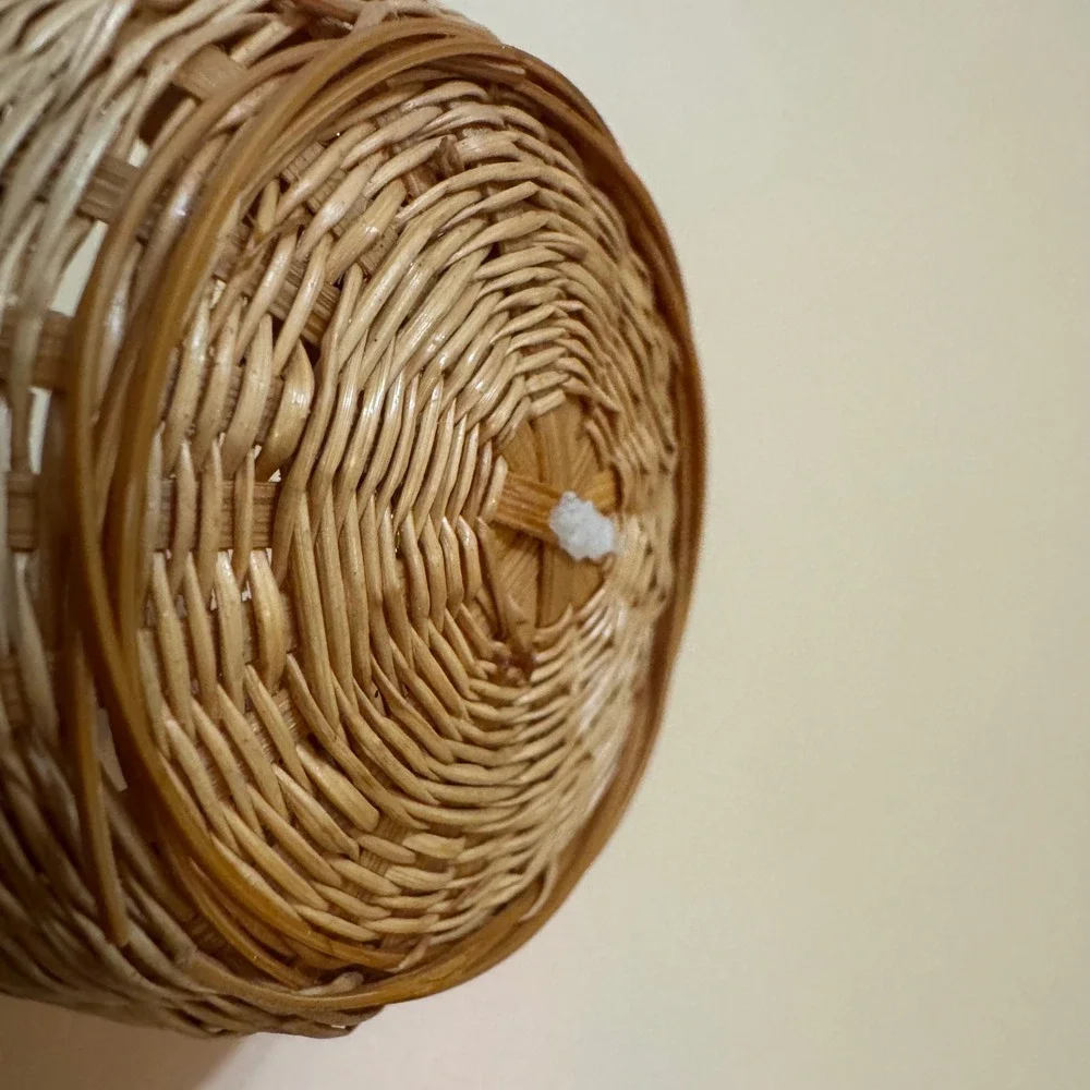 Vintage Wicker Hen on‎ Nest Basket Figural Woven Straw Trinket Box Small 3.5
